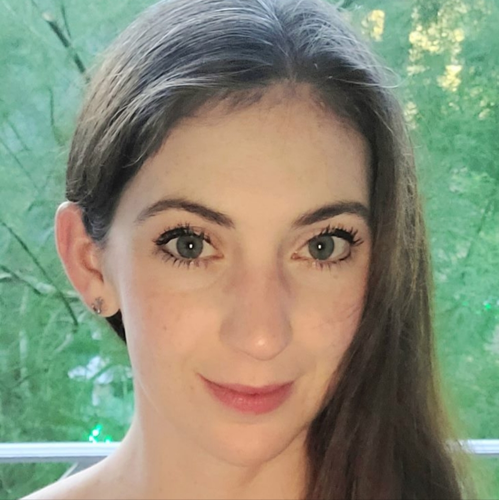 Meet your Posher, Elizabeth